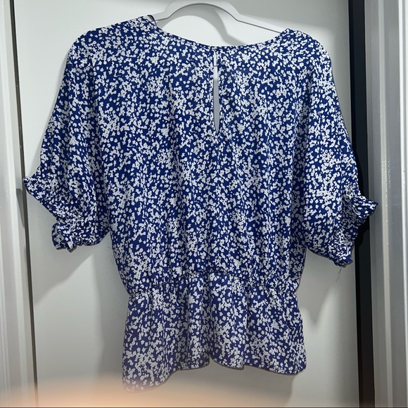 Blue floral print blouse - Picture 2 of 3
